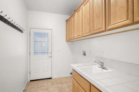 1505 Classic Ct, Modesto, CA 95357 photo 28