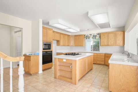 1505 Classic Ct, Modesto, CA 95357 photo 7