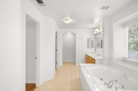 1505 Classic Ct, Modesto, CA 95357 photo 15