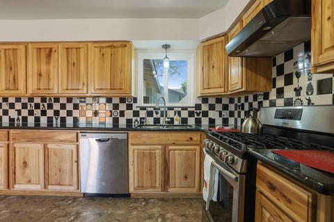 38 Manor Ave, Gustine, CA 95322 photo 12