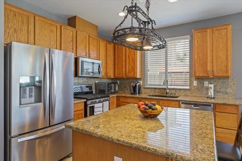 12904 Meteorite St, Lathrop, CA 95330 photo 16