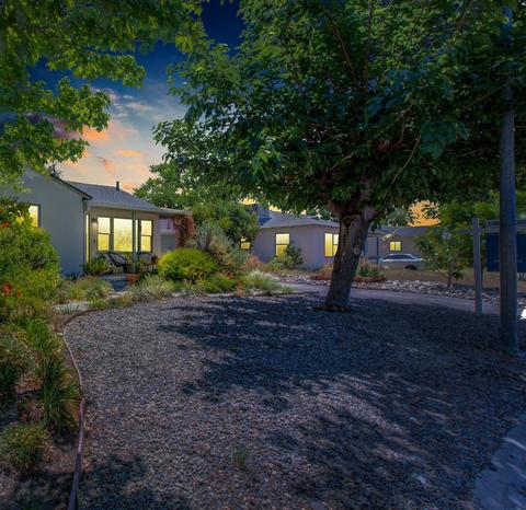 220 Parry Ave, Modesto, CA 95354 photo 1