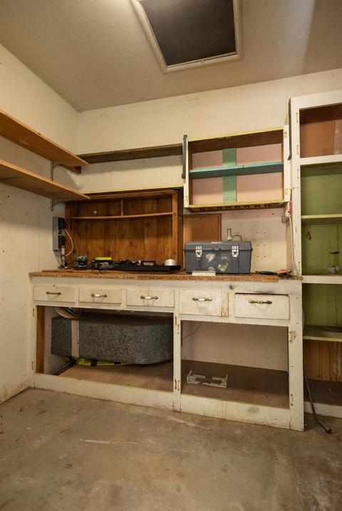 914 Helms Ln, Modesto, CA 95350 photo 37