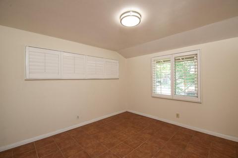 914 Helms Ln, Modesto, CA 95350 photo 25