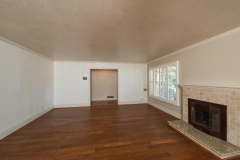 914 Helms Ln, Modesto, CA 95350 photo 9