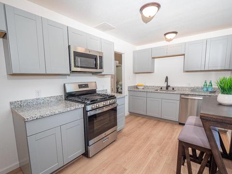 405 E Longview Ave, Stockton, CA 95207 photo 9