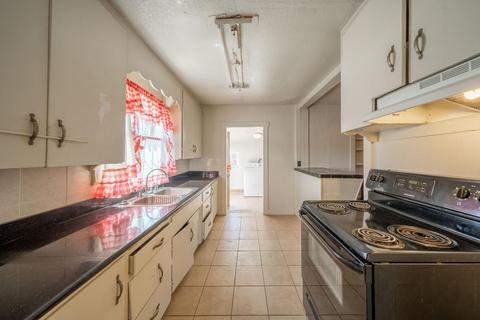 5201 Avenue B, Modesto, CA 95358 photo 13