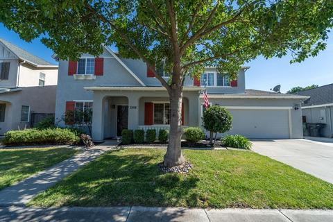 1904 Lifetime Dr, Modesto, CA 95355 photo 1