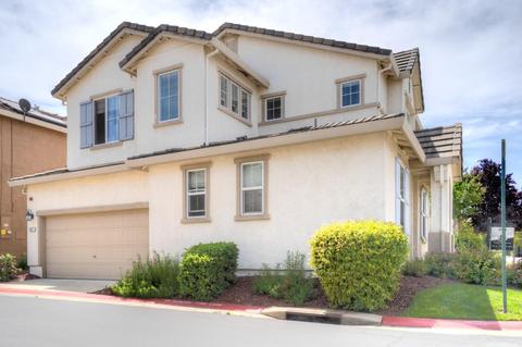977 Courtyards Loop, Lincoln, CA 95648 photo 4