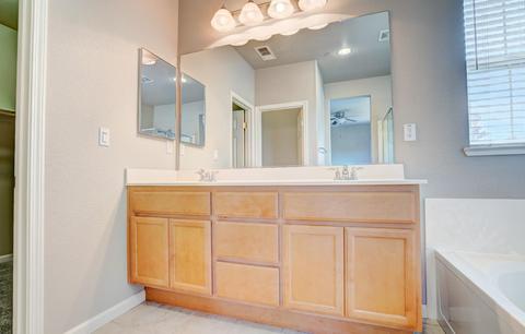 977 Courtyards Loop, Lincoln, CA 95648 photo 15
