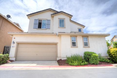 977 Courtyards Loop, Lincoln, CA 95648 photo 3