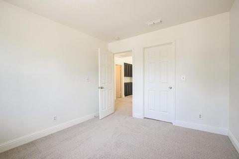 8128 Gloriann Way, Antelope, CA 95843 photo 19