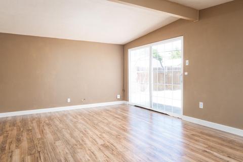 3225 U St, Antelope, CA 95843 photo 2