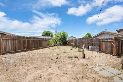 672 E Alameda St, Manteca, CA 95336 photo 32