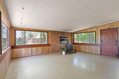 672 E Alameda St, Manteca, CA 95336 photo 26