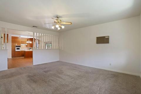 672 E Alameda St, Manteca, CA 95336 photo 13