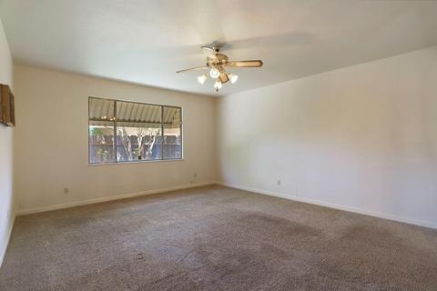 672 E Alameda St, Manteca, CA 95336 photo 15