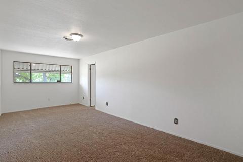 672 E Alameda St, Manteca, CA 95336 photo 19