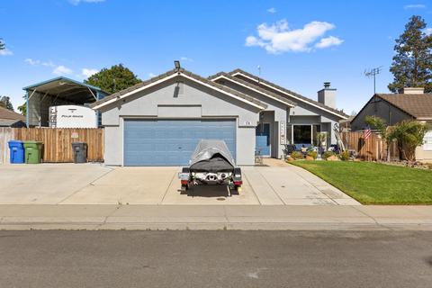 174 Lapwing Ln, Galt, CA 95632 photo 1