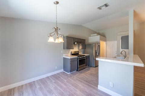 2705 River Valley Cir, Modesto, CA 95351 photo 9