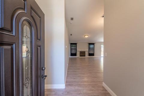 2705 River Valley Cir, Modesto, CA 95351 photo 4