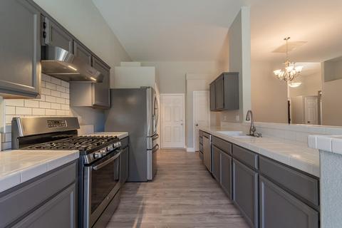 2705 River Valley Cir, Modesto, CA 95351 photo 10