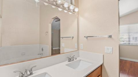 105 Machado Ct, Tracy, CA 95376 photo 10