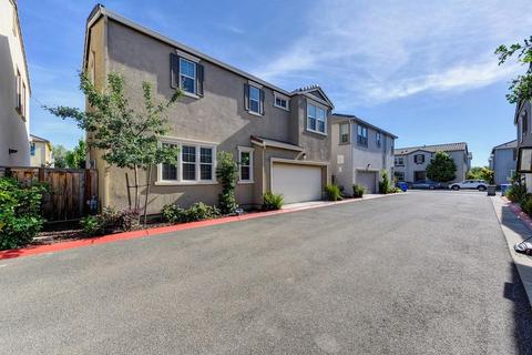 219 Colner Cir, Folsom, CA 95630 photo 3