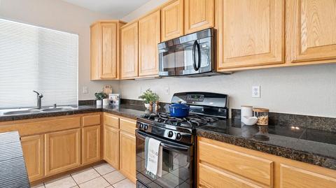 562 Veneto Ct, Tracy, CA 95377 photo 13