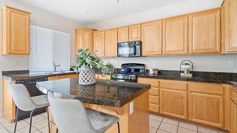562 Veneto Ct, Tracy, CA 95377 photo 12