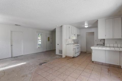 905 Lindsay Dr, Modesto, CA 95356 photo 11