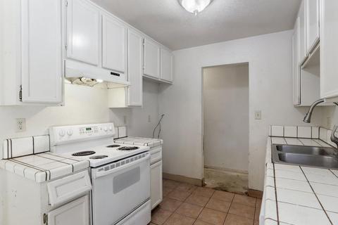 905 Lindsay Dr, Modesto, CA 95356 photo 16