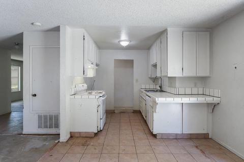 905 Lindsay Dr, Modesto, CA 95356 photo 12