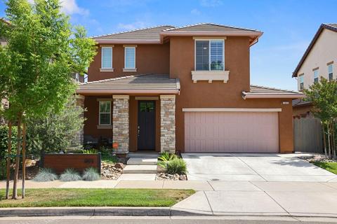 1372 Violet Way, Turlock, CA 95382 photo 1
