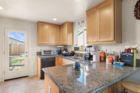 767 Brianne Ct, Merced, CA 95341 photo 7