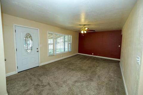 2004 Gordon Ave, Modesto, CA 95350 photo 6