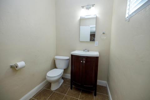 2004 Gordon Ave, Modesto, CA 95350 photo 20
