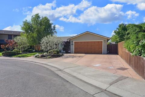 895 Dorchester Cir, Lodi, CA 95240 photo 2