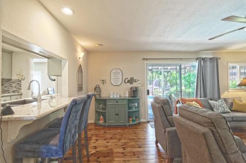 6337 Meadowvista Dr, Carmichael, CA 95608 photo 7