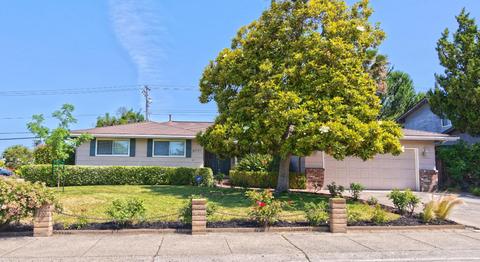6337 Meadowvista Dr, Carmichael, CA 95608 photo 2