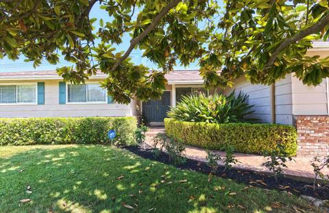 6337 Meadowvista Dr, Carmichael, CA 95608 photo 4