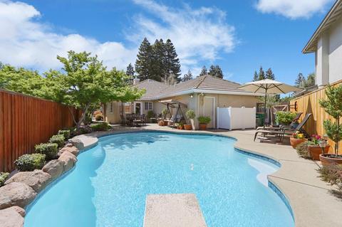 2406 Cochran Rd, Lodi, CA 95242 photo 2