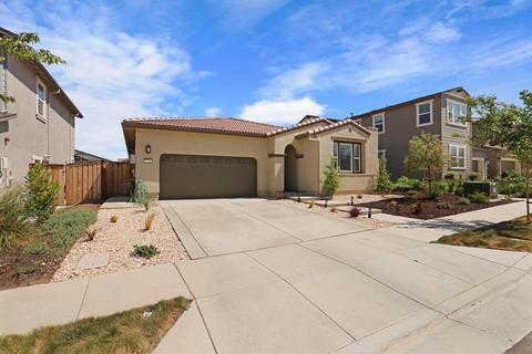2554 Luna Ave, Tracy, CA 95377 photo 3