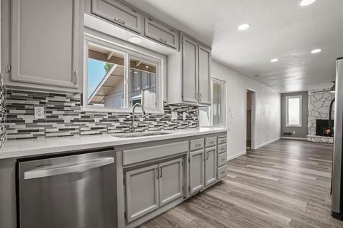 2505 Continental Dr, Modesto, CA 95355 photo 13