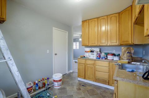 566 6th St, Richmond, CA 94801 photo 11