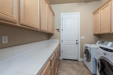 1060 Cornerstone Dr, Folsom, CA 95630 photo 26