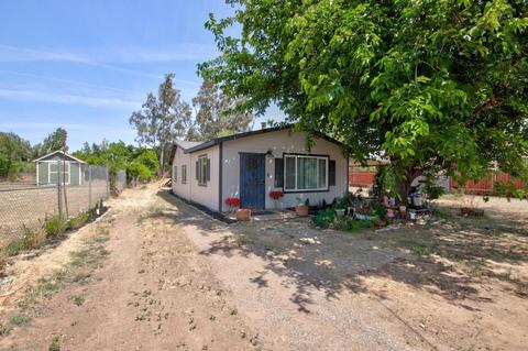 4833 Pacific Ave, Olivehurst, CA 95961 photo 1