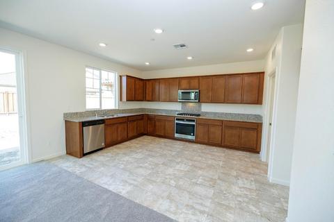 554 Sunol St, Lathrop, CA 95330 photo 21