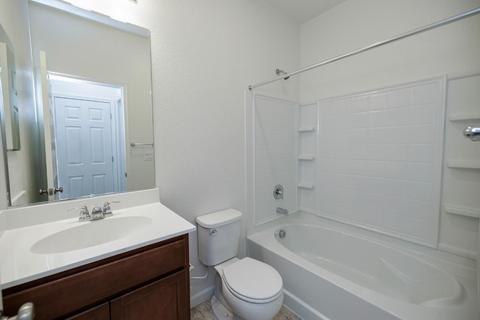 554 Sunol St, Lathrop, CA 95330 photo 8