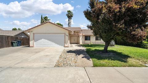 1581 W Kavanagh Ave, Tracy, CA 95376 photo 1